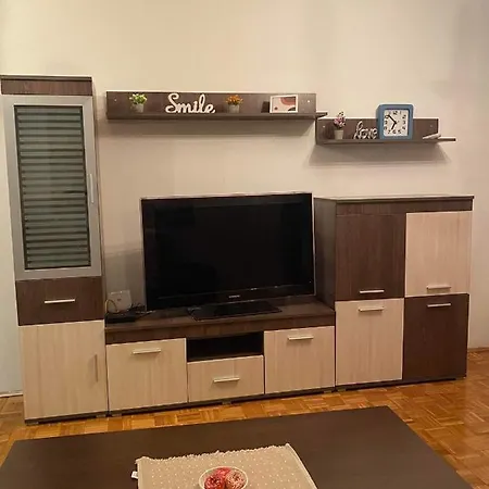 Friendly 3 Apartment